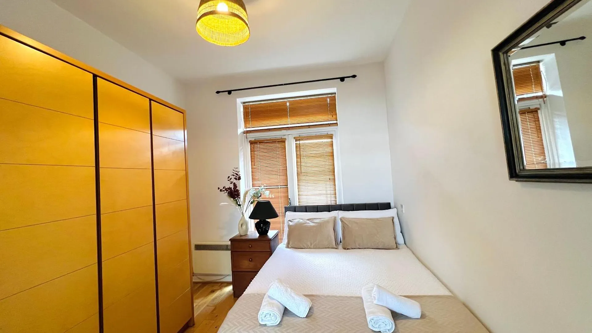 Cosy River View Flat At Temple Bar Apartment Dublin